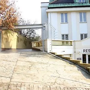 Pawlovnia Hotel