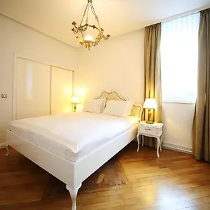 Aparthotel Minka ***